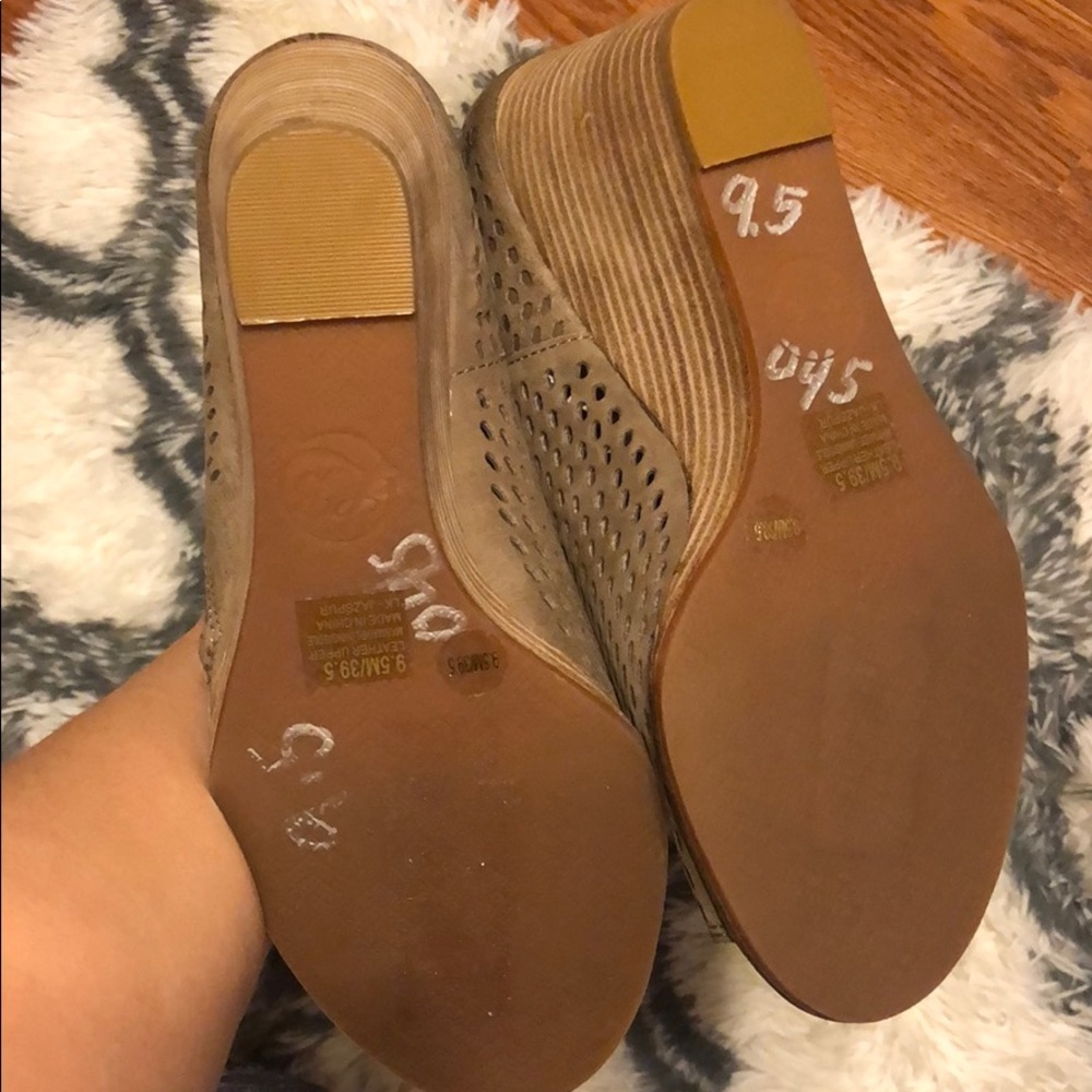 Wedge Booties - Picture 4 of 4